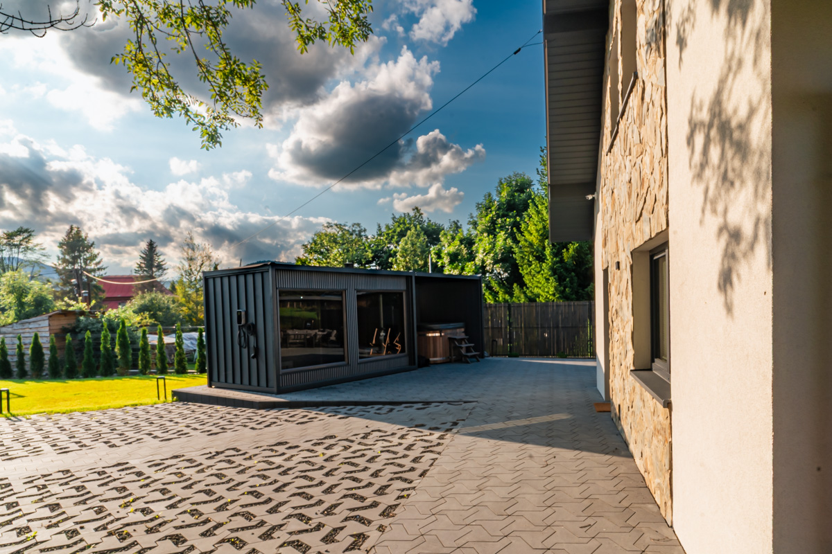 resoWysowa_-201434-HDR